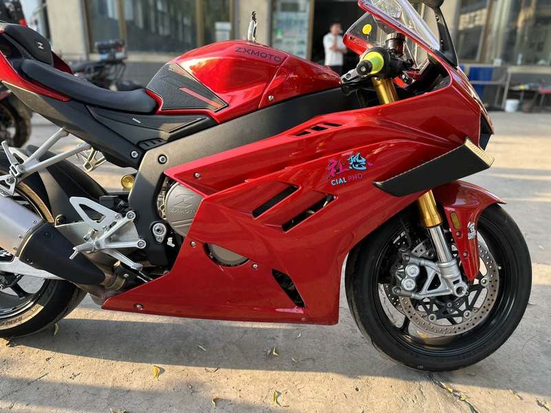 二手张雪机车820RR