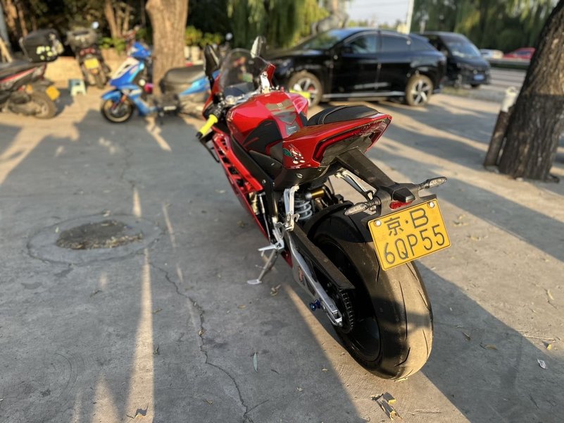 二手张雪机车820RR