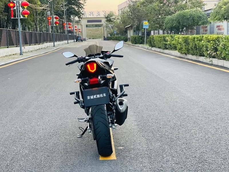 二手豪爵铃木GSX250R
