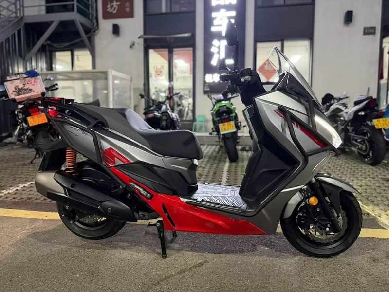 二手QJMOTOR鸿250