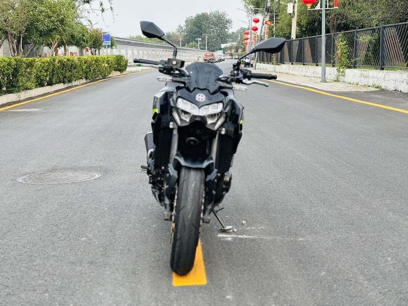 二手川崎Z900