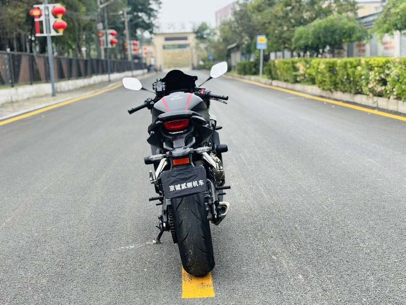 二手本田CBR650R