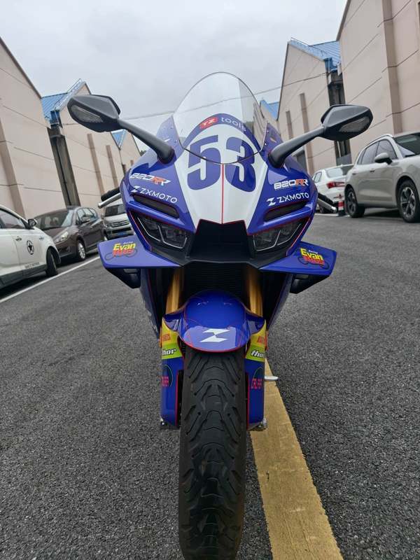二手张雪机车820RR