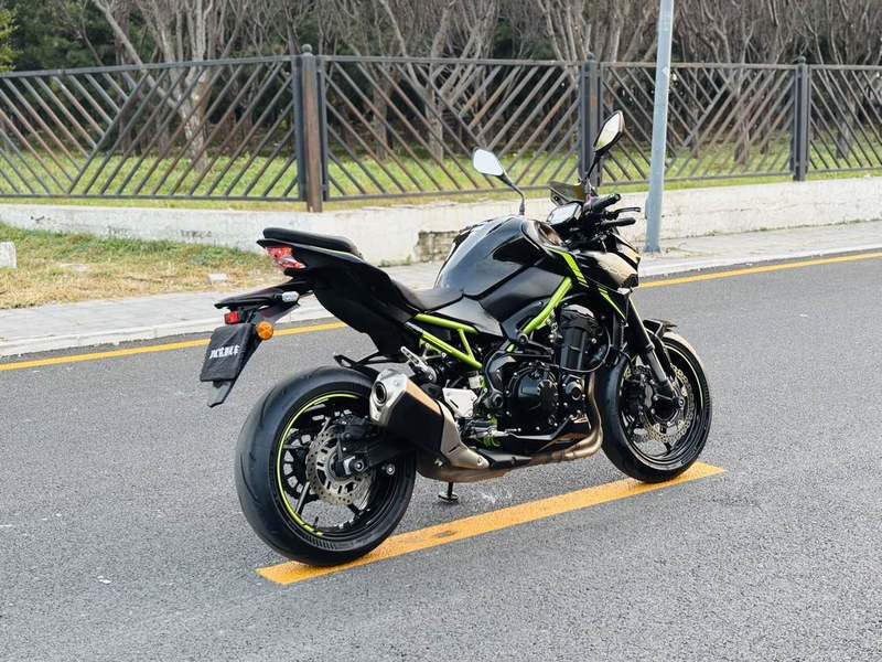 二手川崎Z900
