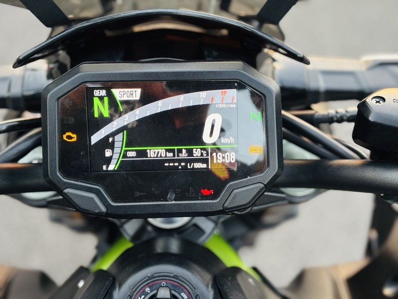 二手川崎Z900