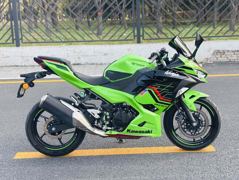 二手川崎Ninja 400