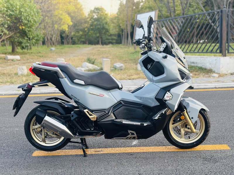 二手三阳哈士奇 Husky ADV150
