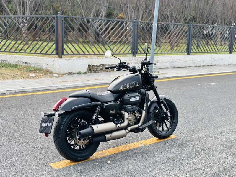 二手QJMOTOR闪300