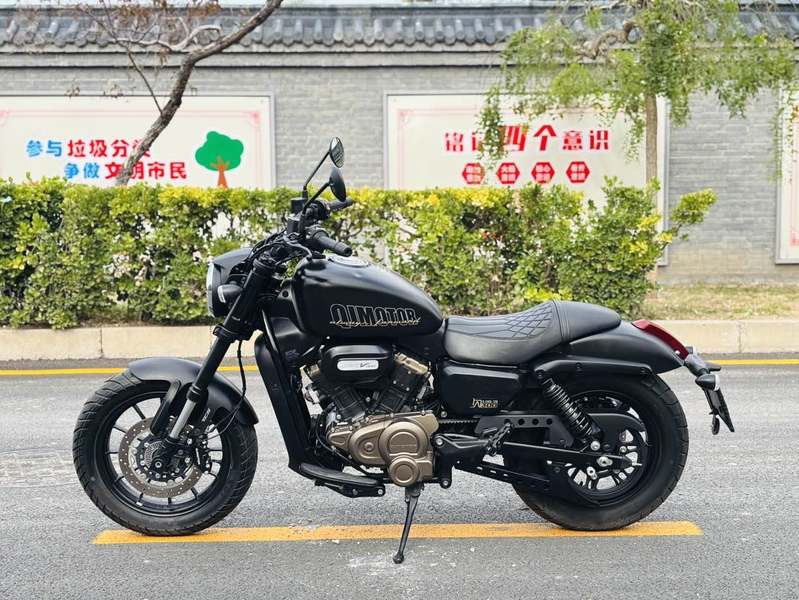 二手QJMOTOR闪300