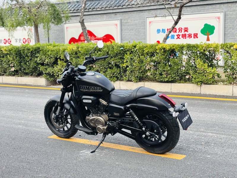 二手QJMOTOR闪300